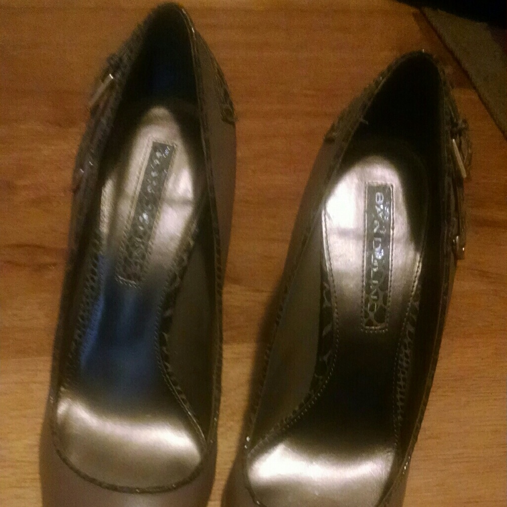Heels - Picture 4 of 5